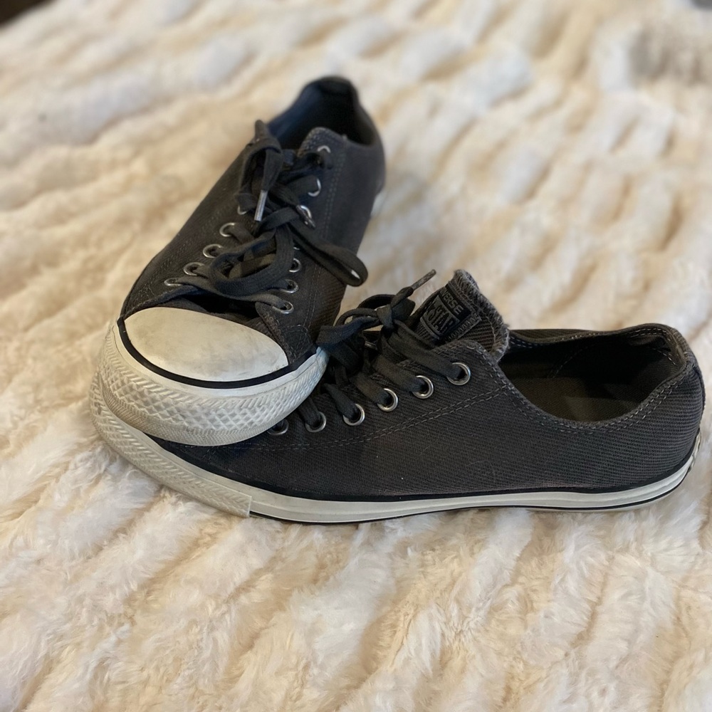 Grey corduroy Converse size 10.5